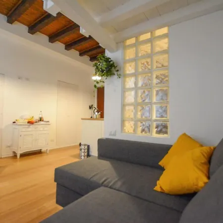 Apartment Sweet *